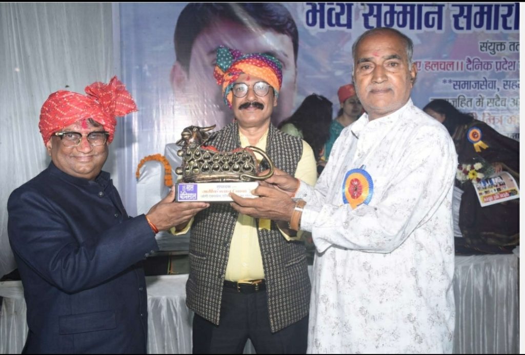 Screenshot_20251026-221248_WhatsAppBusiness