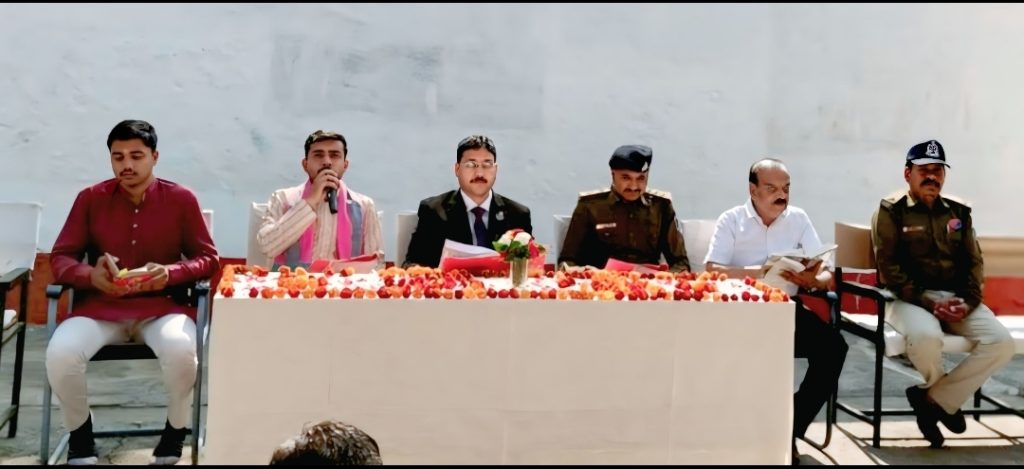 Screenshot_20251201-194519_WhatsAppBusiness