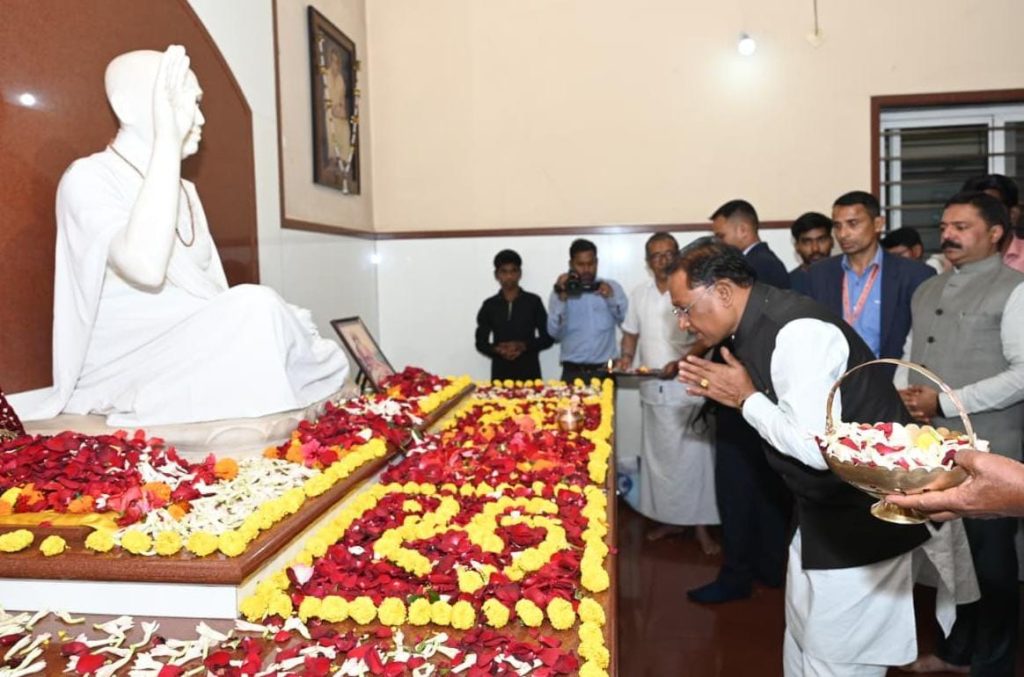 आध्यात्मिक मूल्यों एवं संस्कारों की पाठशाला है अघोर गुरु पीठ बनोरा : मुख्यमंत्री  विष्णुदेव साय