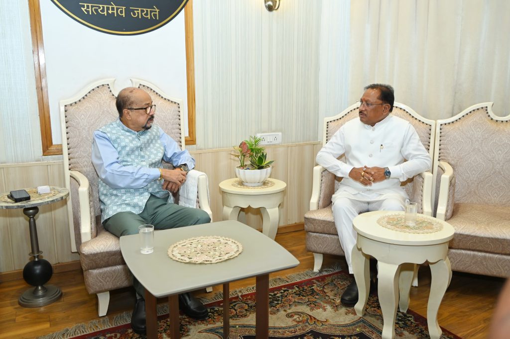 मुख्यमंत्री  विष्णु देव साय ने राज्यपाल  रमेन डेका को जन्मदिन की दी शुभकामनाएँ