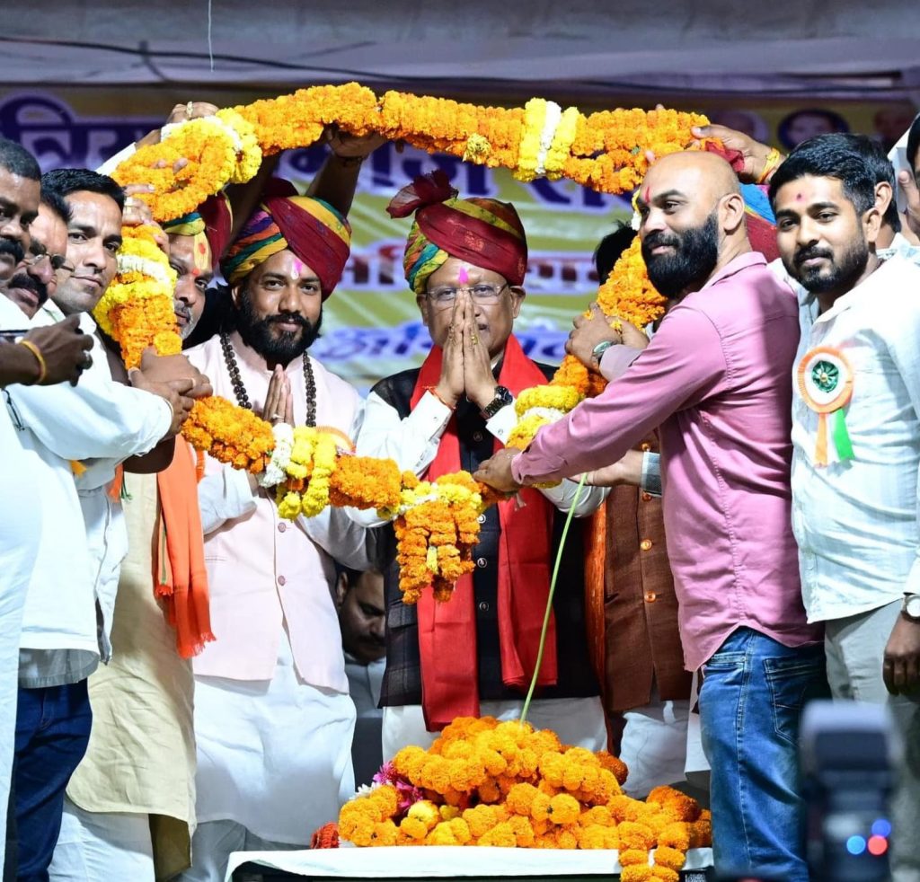 चन्द्रनाहू कुर्मी क्षत्रिय समाज के अधिवेशन में शामिल हुए मुख्यमंत्री  विष्णुदेव साय