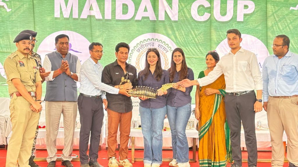 सचिन तेंदुलकर का बस्तर आगमन बदलते बस्तर की सशक्त पहचान : मुख्यमंत्री  विष्णुदेव साय