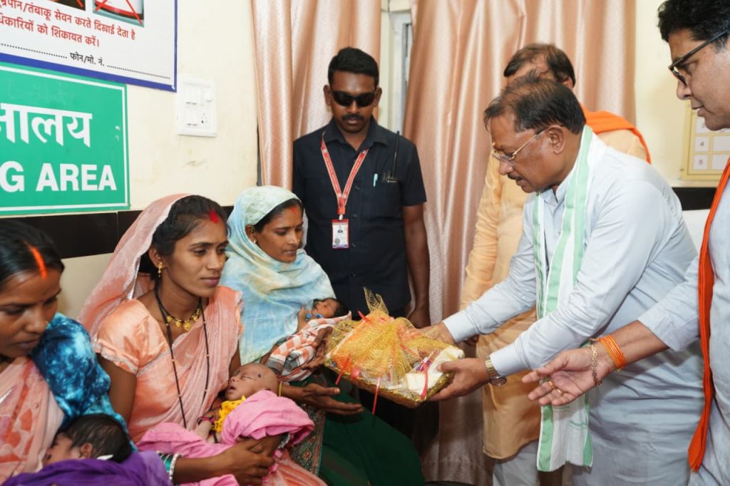 करहीबाजार समाधान शिविर में मुख्यमंत्री ने दी विकास कार्यों की सौगात