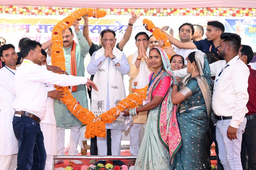 आध्यात्मिक मूल्यों से ही संभव है स्वस्थ और संस्कारित समाज का निर्माण : मुख्यमंत्री
