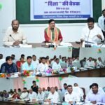 विकास योजनाओं को मिले गति, निर्माण कार्य समय-सीमा में हों पूर्ण : केन्द्रीय राज्य मंत्री तोखन साहू