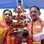 सवा लाख ‘आशीर्वाद के दीपों’ से जगमगाया खारुन तट, प्रधानमंत्री नरेंद्र मोदी के स्वस्थ और दीर्घायु जीवन के लिए हुई महाआरती