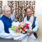 मुख्यमंत्री विष्णु देव साय ने छत्तीसगढ़ के पूर्व राज्यपाल  विश्वभूषण हरिचंदन से की सौजन्य भेंट